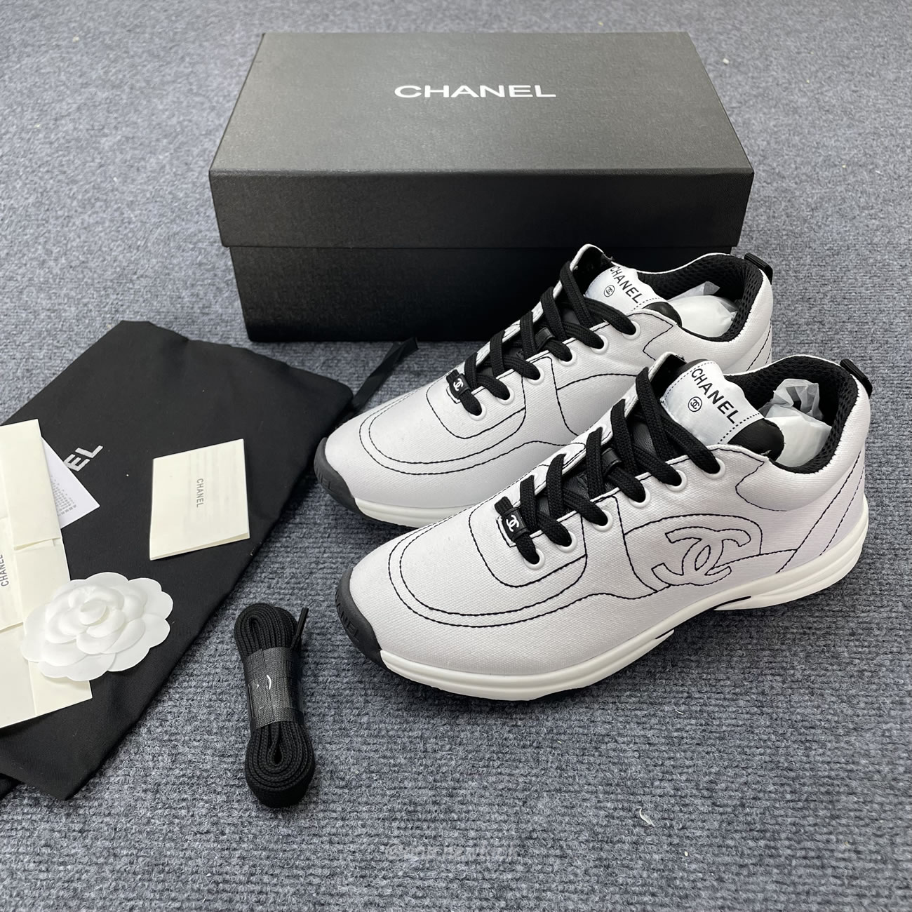 Chanel Low Top Trainer Black White G38299 Y55720 K3845 (5) - www.newkick.org