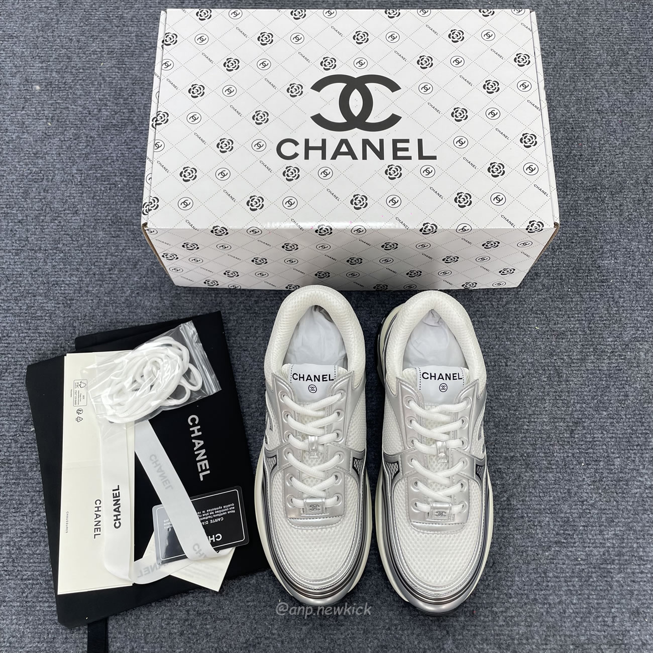 Chanel Cc Runner Silver Laminate G39792 Y56368 K5451 (3) - www.newkick.org