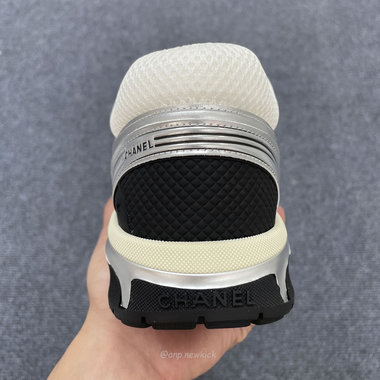 Chanel Cc Runner Silver Laminate G39792 Y56368 K5451 (8) - www.newkick.org