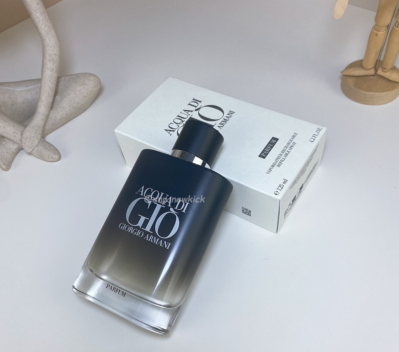 Giorgio Armani Acqua Di Gio Parfum (4) - www.newkick.org Giorgio Armani Acqua Di Gio Parfum (4) - www.newkick.org