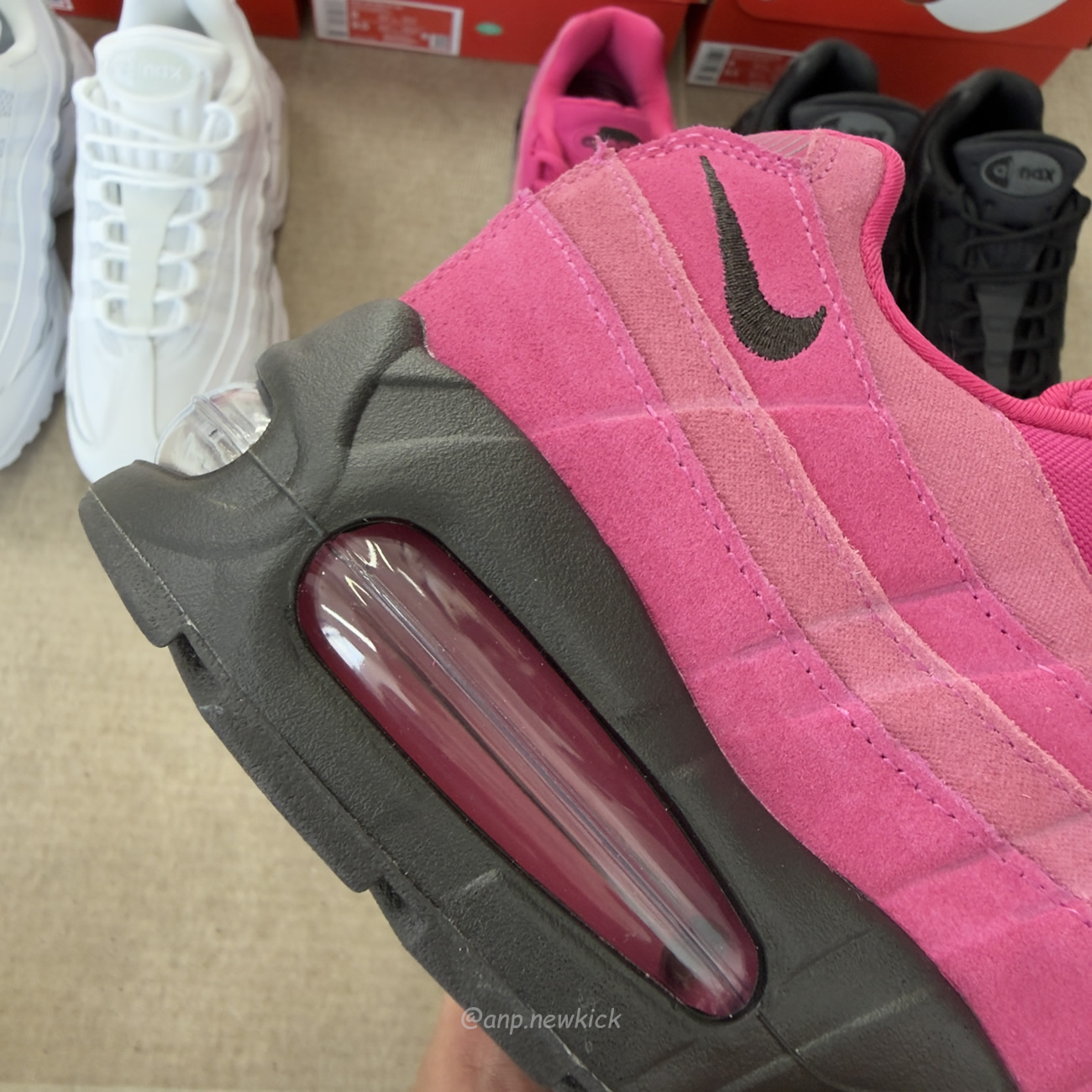Nike Air Max 95 Og Big Bubble Black Anthracite Triple White Fireberry (13) - www.newkick.org