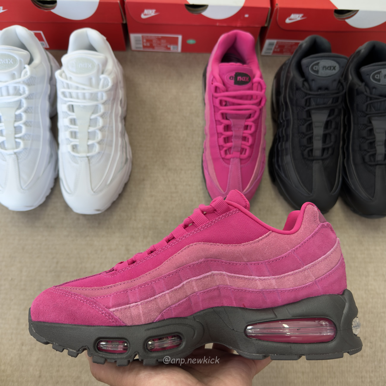 Nike Air Max 95 Og Big Bubble Black Anthracite Triple White Fireberry (14) - www.newkick.org
