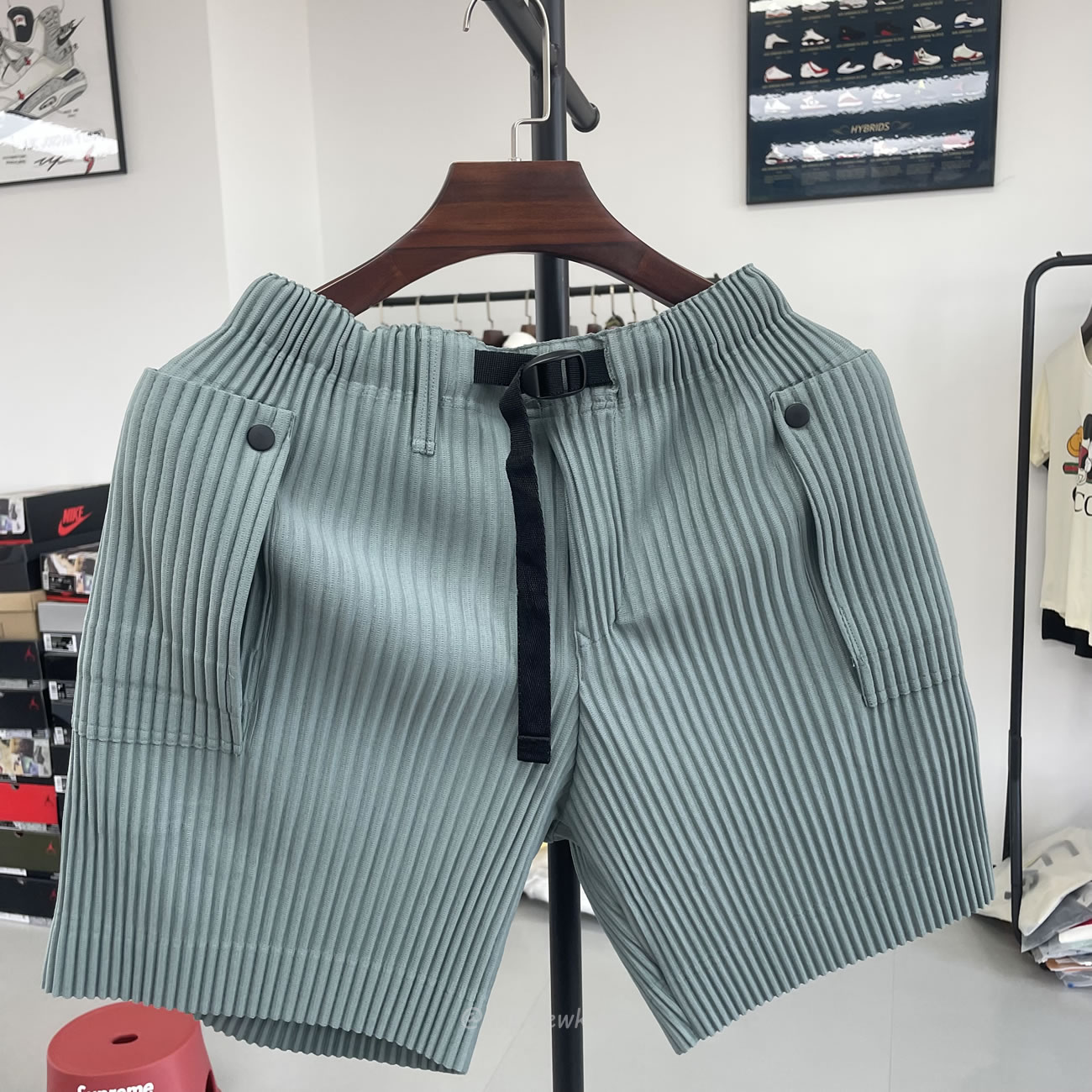 Homme Plissé Issey Miyake Flip Shorts Black Green (6) - www.newkick.org