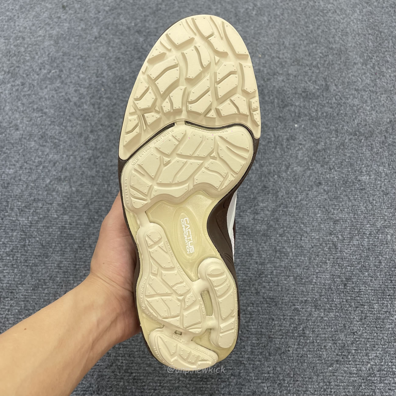 Nike Zoom Field Jaxx Travis Scott Light Chocolate Hq3073 100 (6) - www.newkick.org