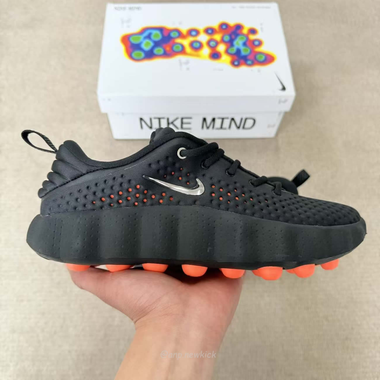 Nike Mind 002 Black Chrome Light Smoke Grey Womens Hq4310 001 (8) - www.newkick.org