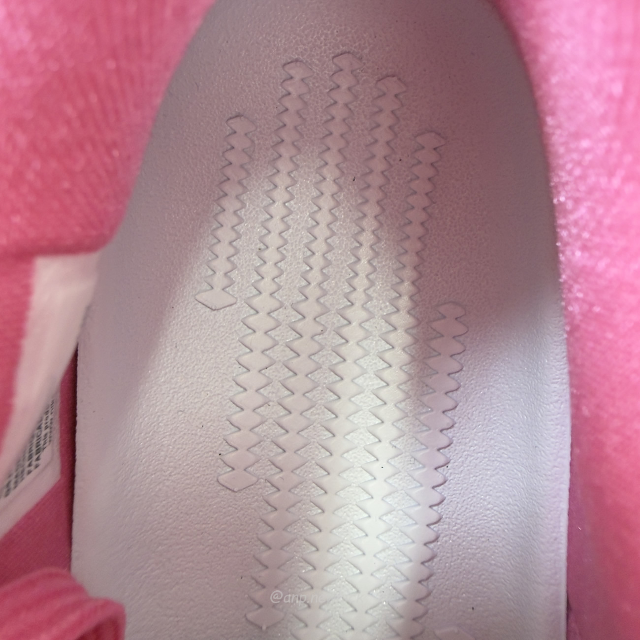 Nike Kobe 9 Em Low Protro Kay Yow Think Pink Hq4995 600 (6) - www.newkick.org