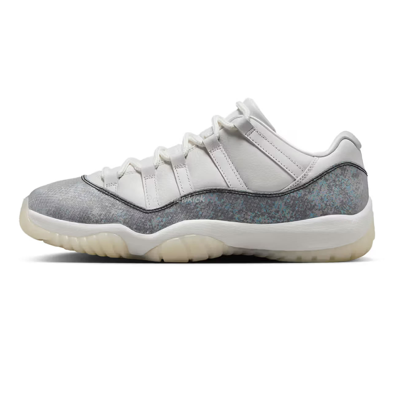 Air Jordan 11 Retro Low Year Of The Snake Hq7000 001 (1) - www.newkick.org