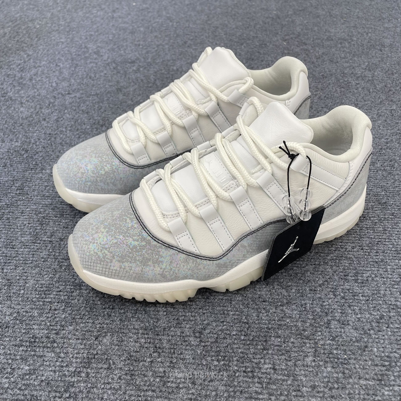 Air Jordan 11 Retro Low Year Of The Snake Hq7000 001 (3) - www.newkick.org