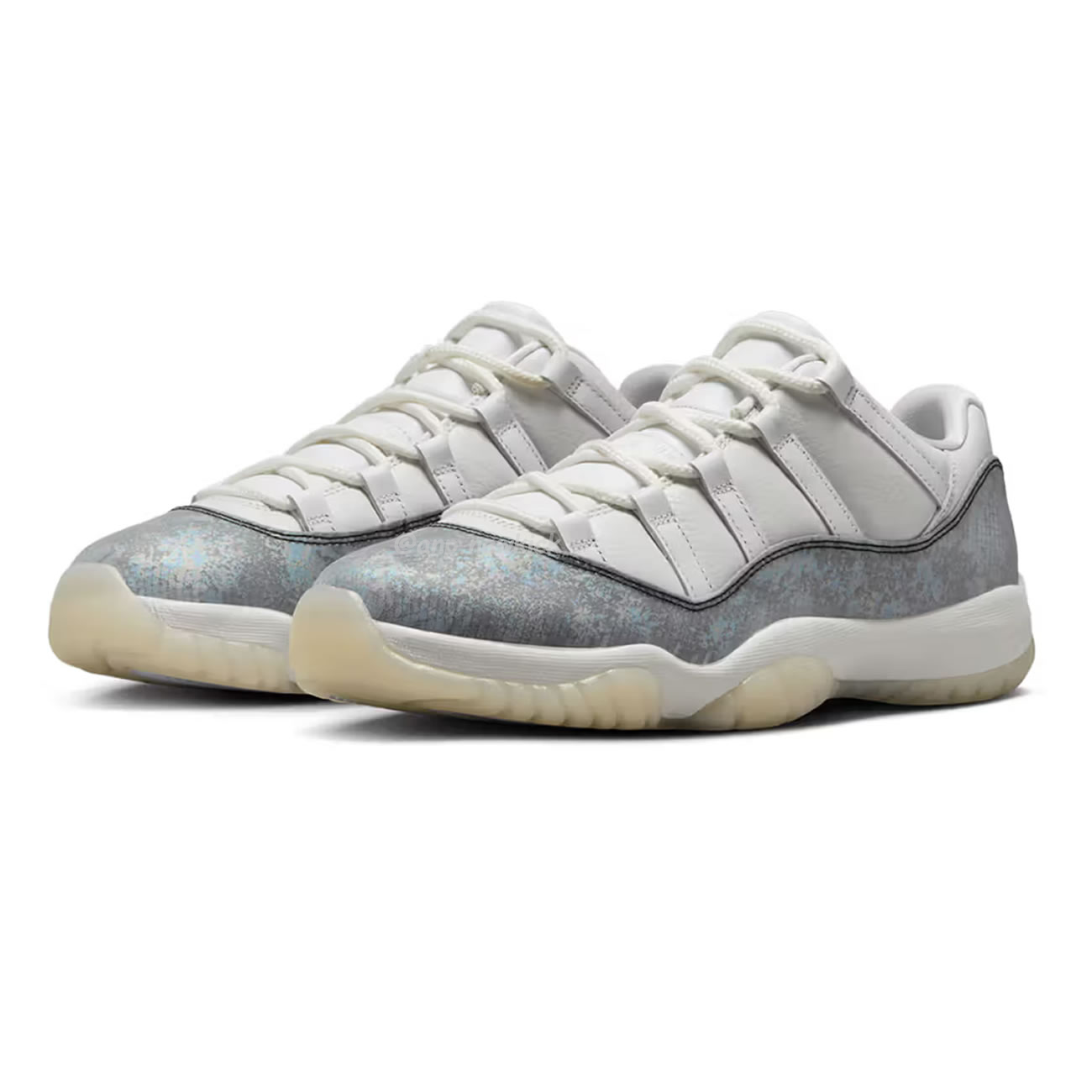 Air Jordan 11 Retro Low Year Of The Snake Hq7000 001 (9) - www.newkick.org