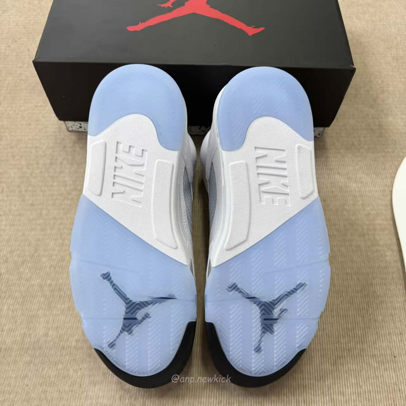 Air Jordan 5 Og White Metallic Hq7978 103 (3) - www.newkick.org