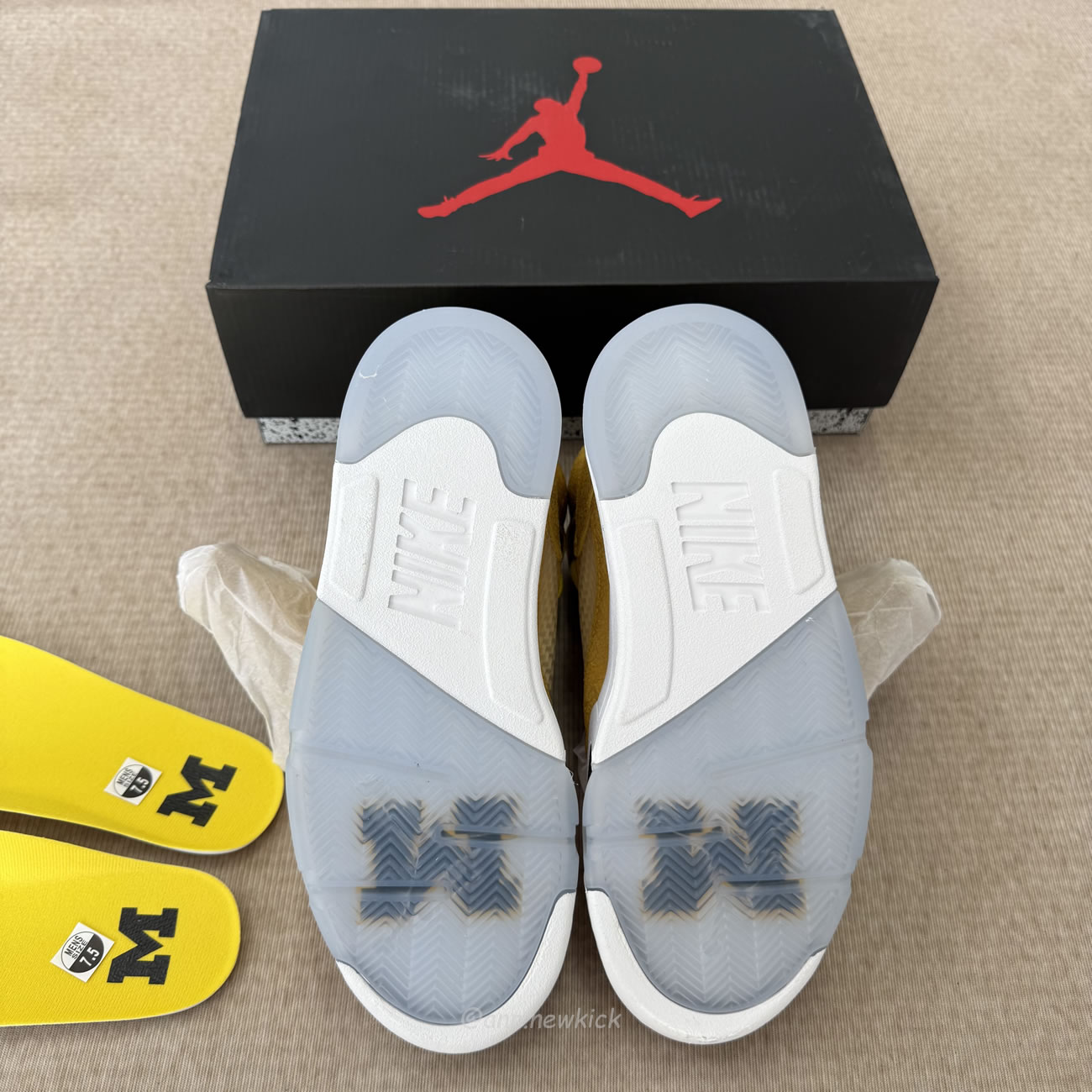 Air Jordan 5 Retro Og Yellow Hq7978 701 (2) - www.newkick.org