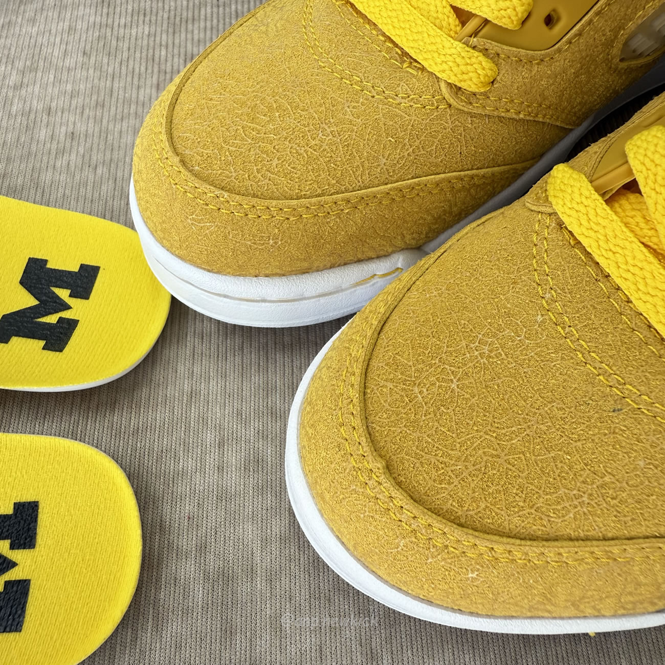 Air Jordan 5 Retro Og Yellow Hq7978 701 (4) - www.newkick.org