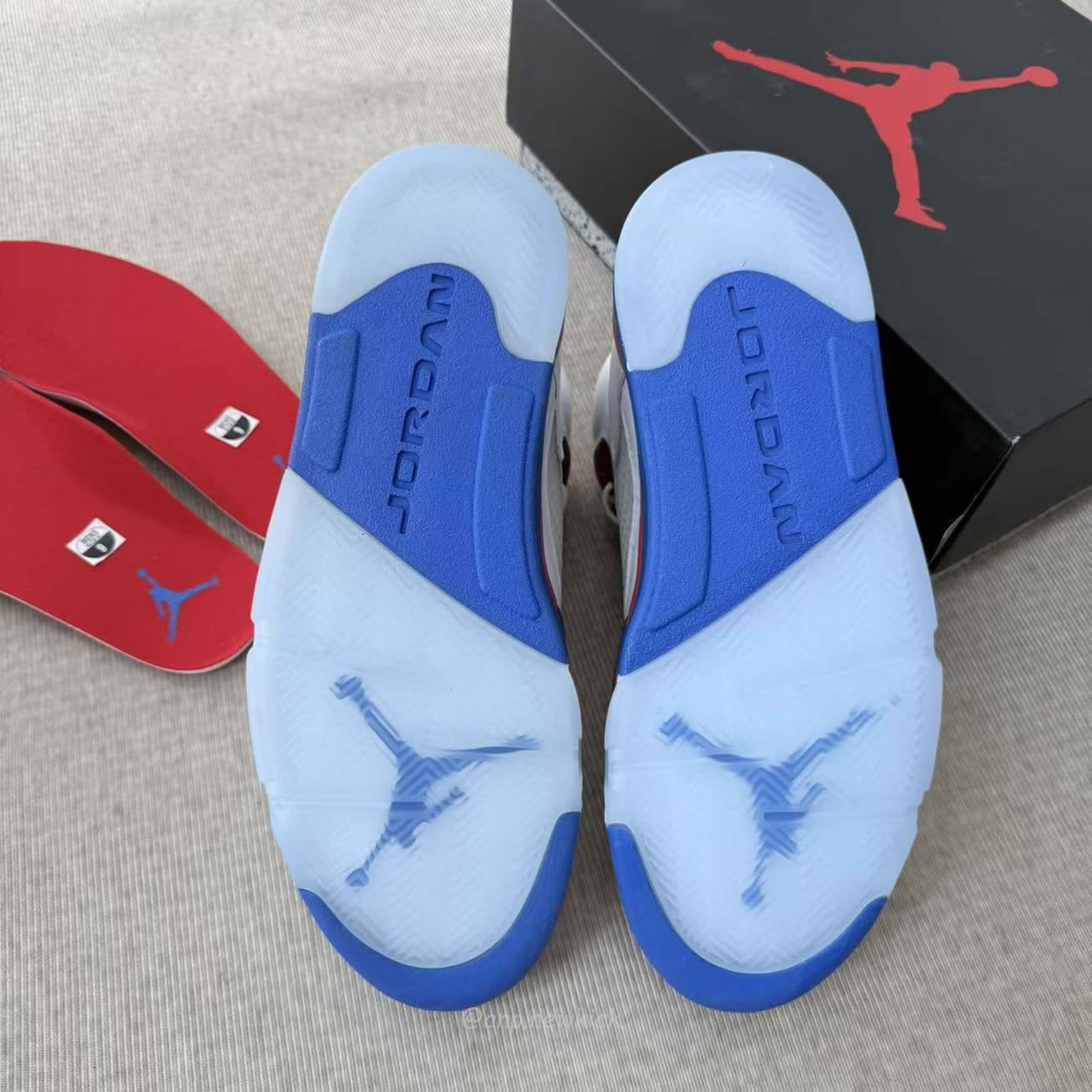 Air Jordan 5 Retro White Blue Red Hq7978 102 (8) - www.newkick.org