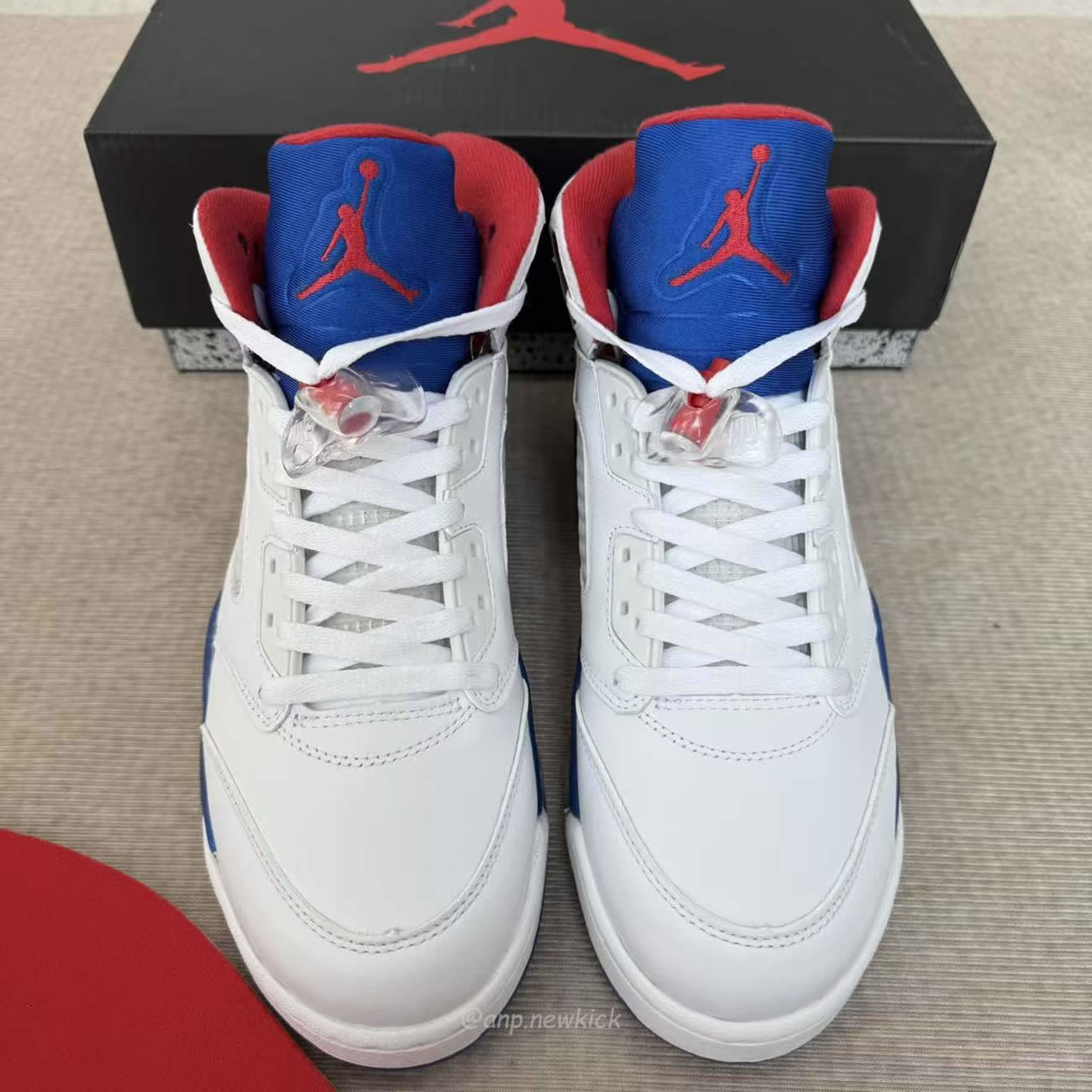 Air Jordan 5 Retro White Blue Red Hq7978 102 (3) - www.newkick.org