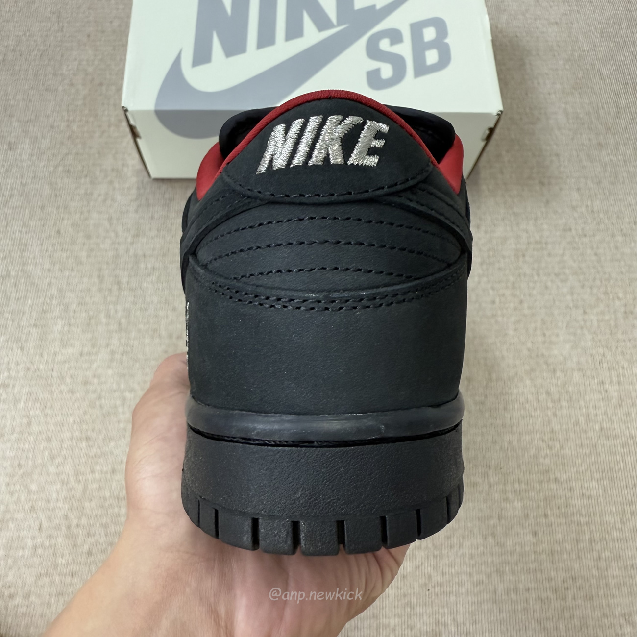 Nike Sb Dunk Low Supreme 94 Black Hq8487 001 (11) - www.newkick.org