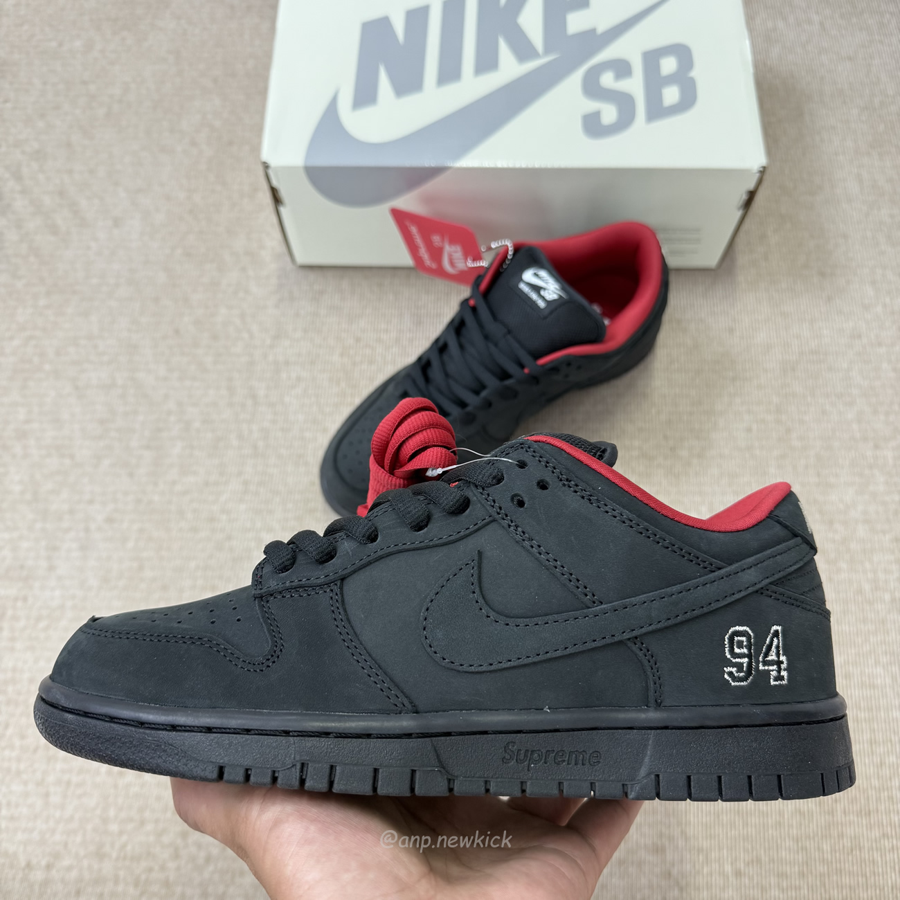 Nike Sb Dunk Low Supreme 94 Black Hq8487 001 (3) - www.newkick.org