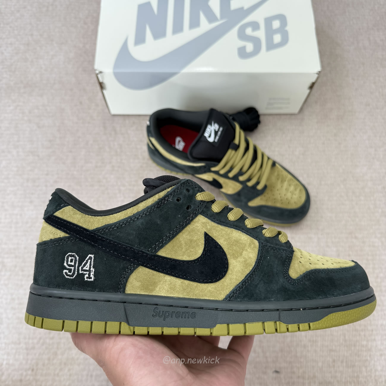 Nike Sb Dunk Low Supreme 94 Camper Green Hq8487 300 (6) - www.newkick.org