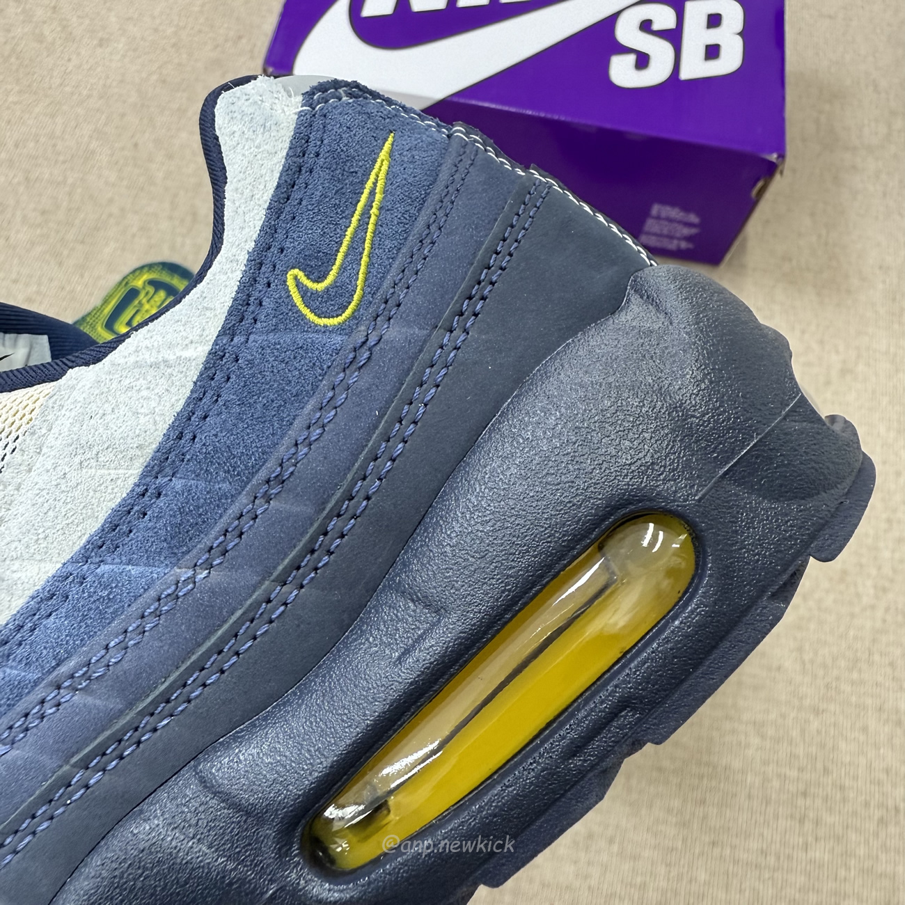 Nike Air Max 95 Sb Eric Koston Obsidian Speed Yellow Hq8492 400 (10) - www.newkick.org