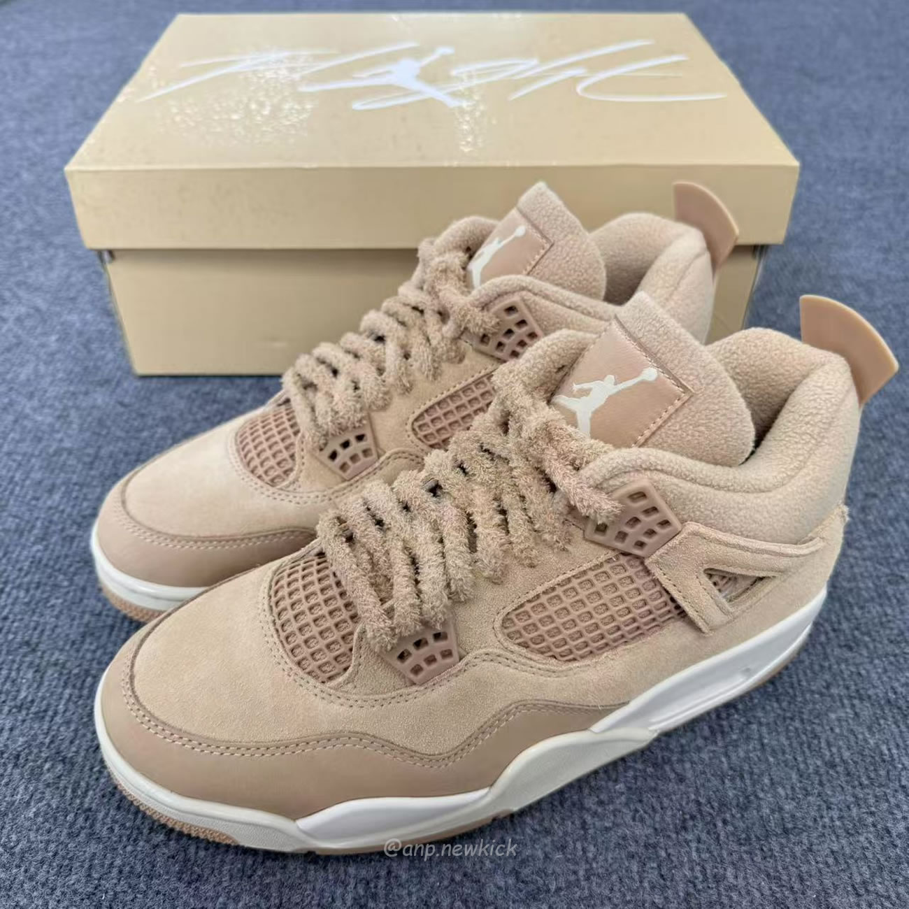 Air Jordan 4 Retro Cozy Girl Womens Hv0823 200 (2) - www.newkick.org