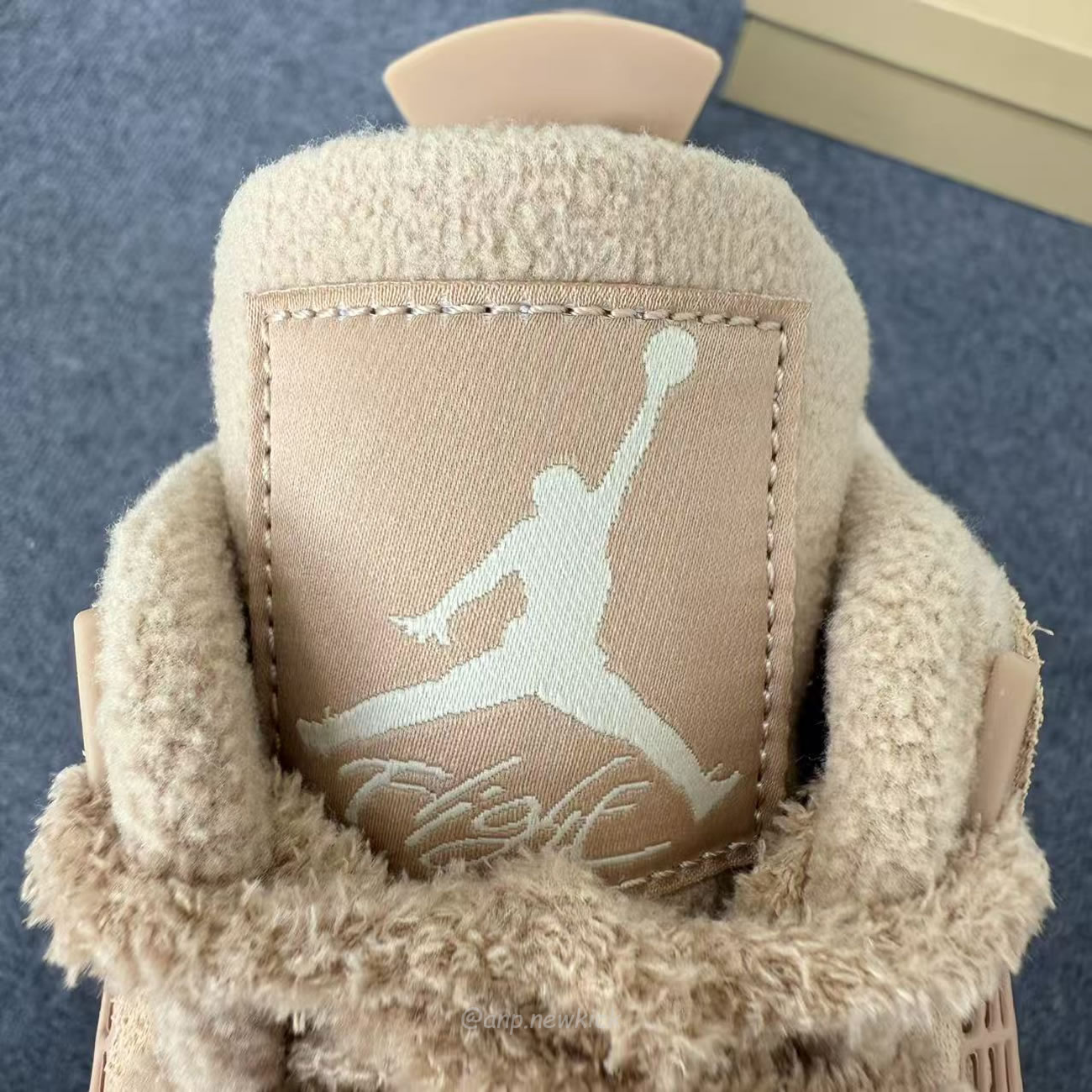 Air Jordan 4 Retro Cozy Girl Womens Hv0823 200 (6) - www.newkick.org