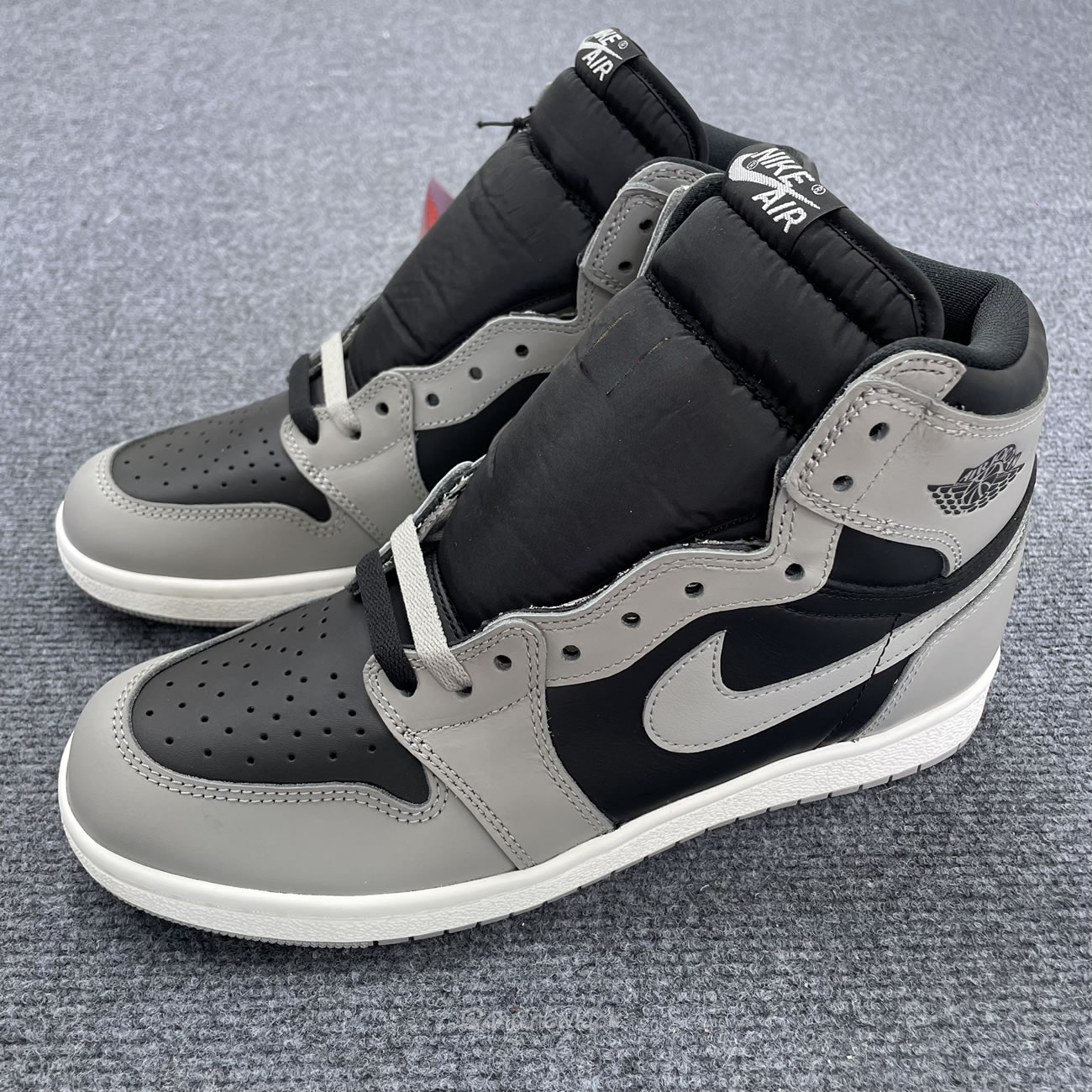 Air Jordan 1 Retro High 85 Og Reverse Shadow Hv6674 020 (2) - www.newkick.org