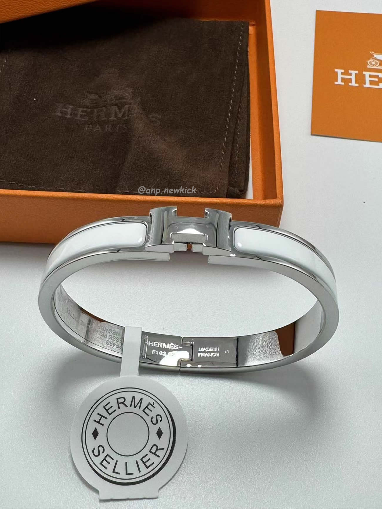 Hermès Clic H Bracelet (3) - www.newkick.org