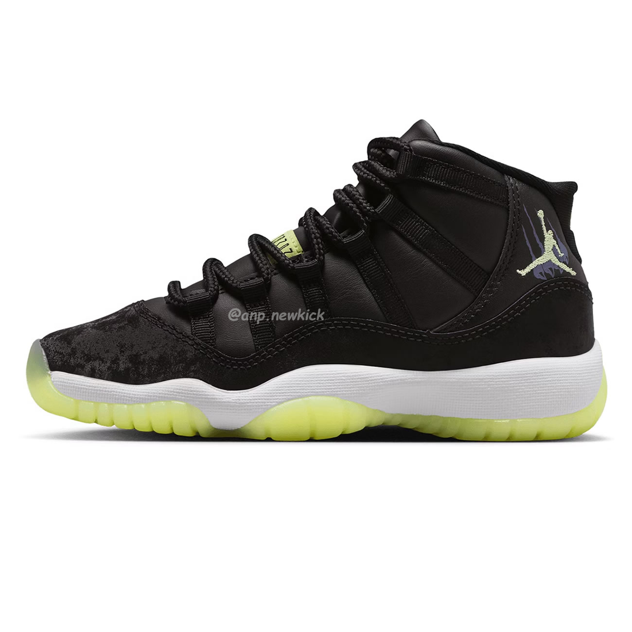 Air Jordan 11 Retro Black Barely Volt Ib1378 001 (1) - www.newkick.org