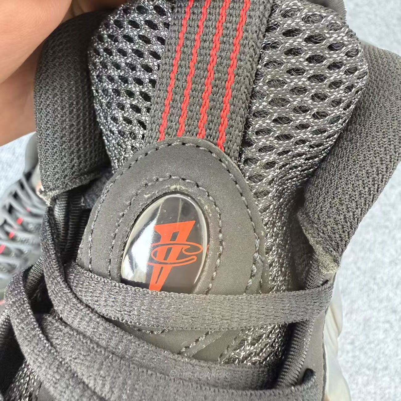 Nike Air Foamposite One Cough Drop 2025 Ib2219 001 (7) - www.newkick.org