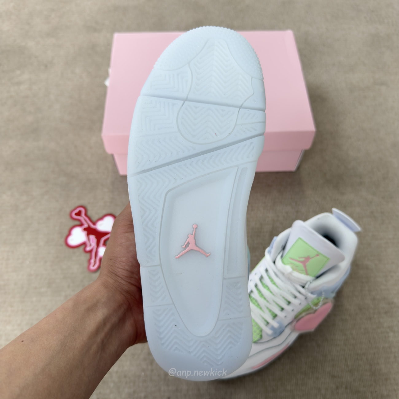 Air Jordan 4 Retro Valentines Day 2026 Ib7068 100 (2) - www.newkick.org