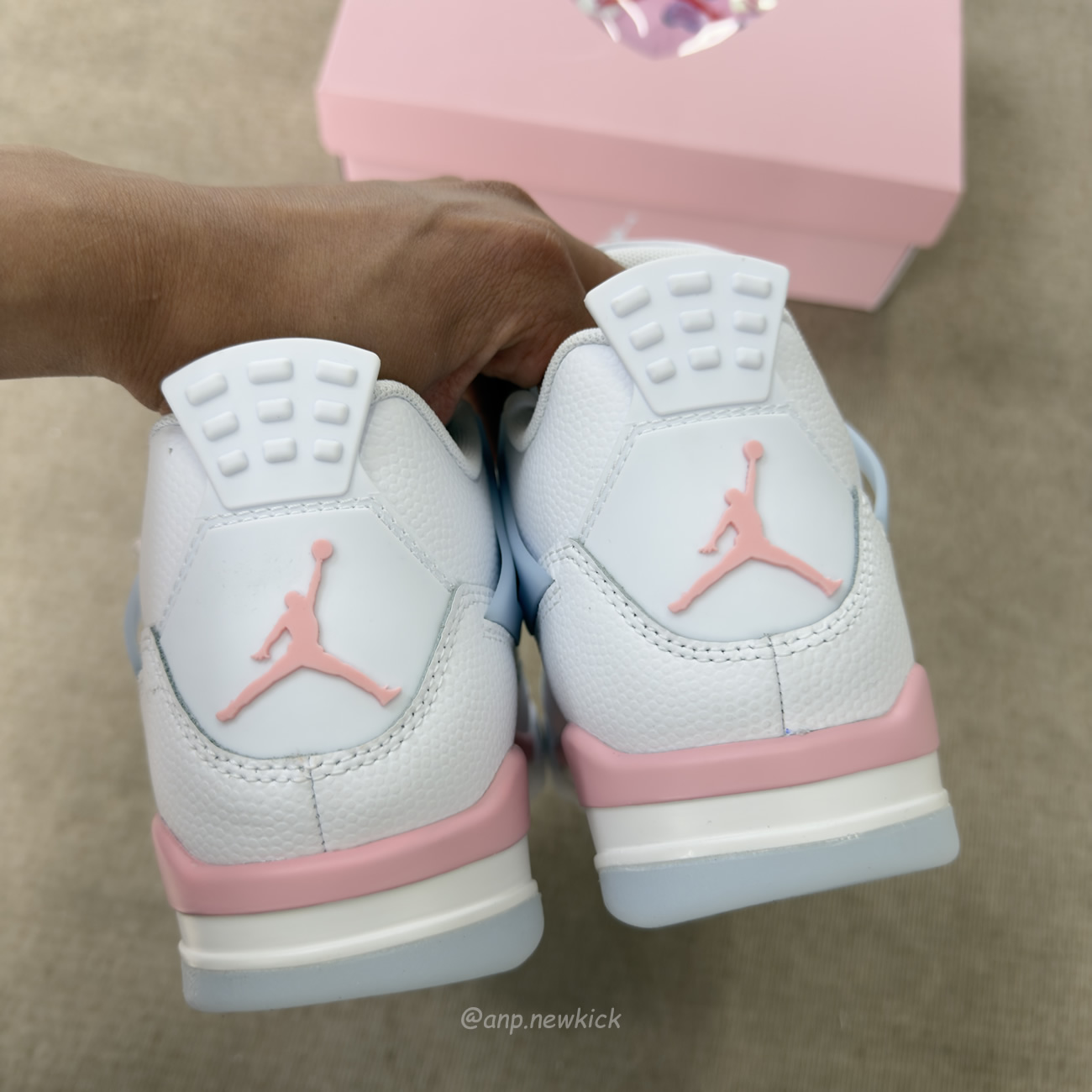 Air Jordan 4 Retro Valentines Day 2026 Ib7068 100 (4) - www.newkick.org
