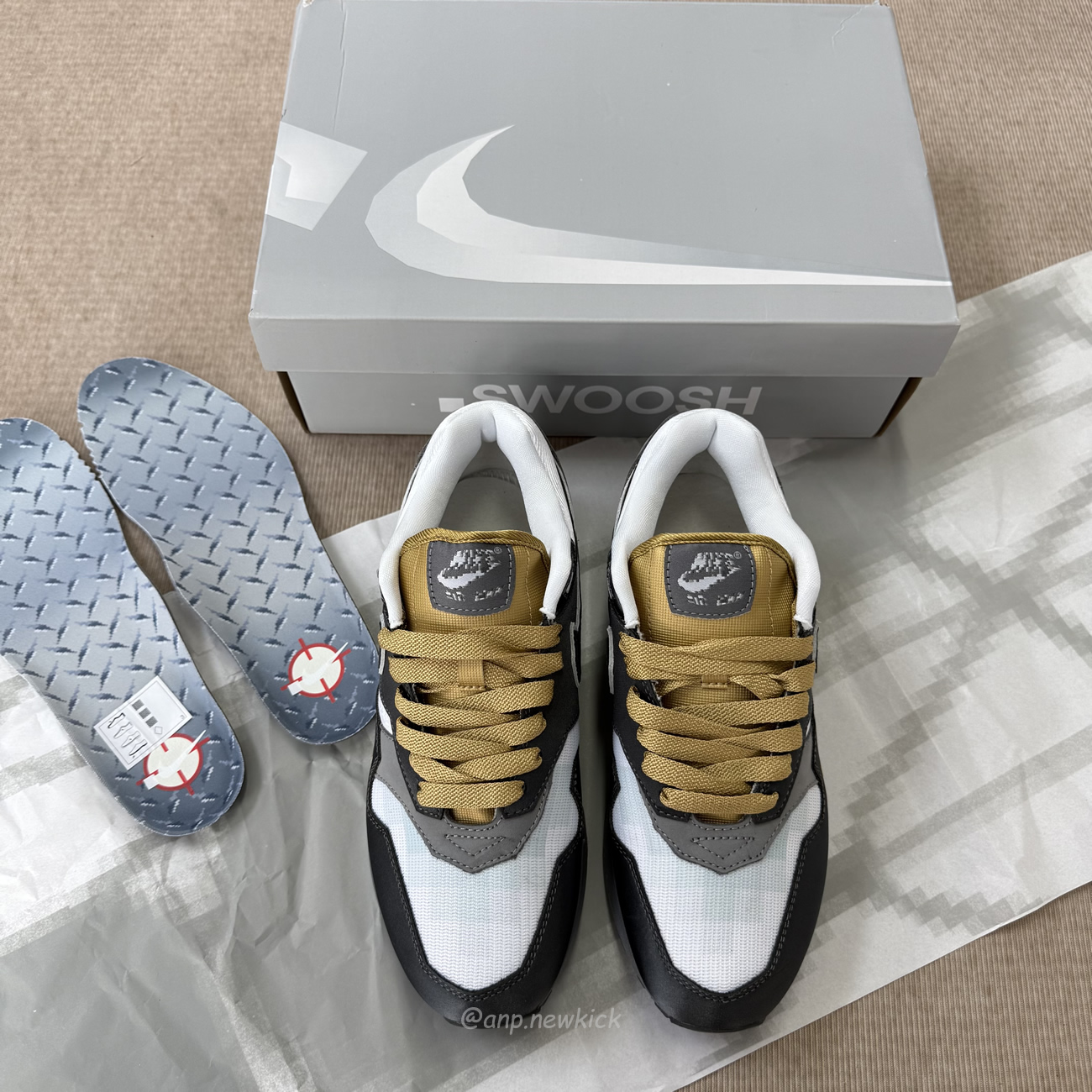 Nike Air Max 1 Swoosh Low Poly Big Head Mode Ib9898 001 (2) - www.newkick.org