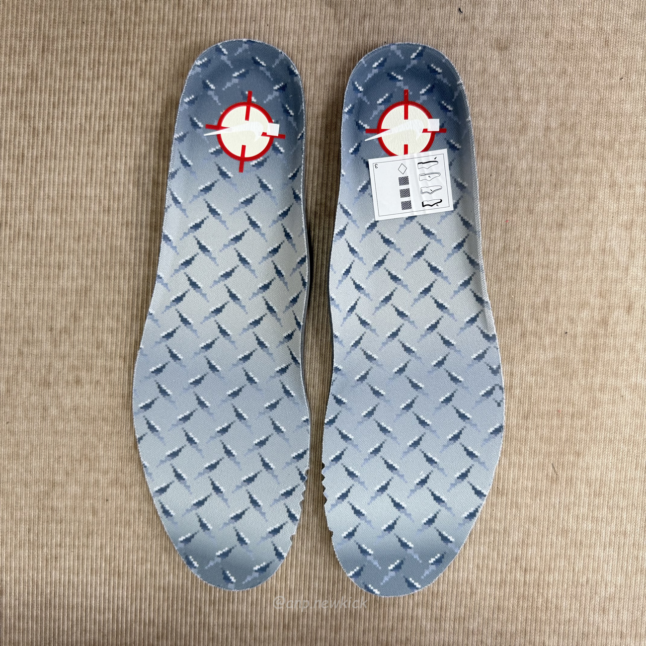 Nike Air Max 1 Swoosh Low Poly Big Head Mode Ib9898 001 (3) - www.newkick.org