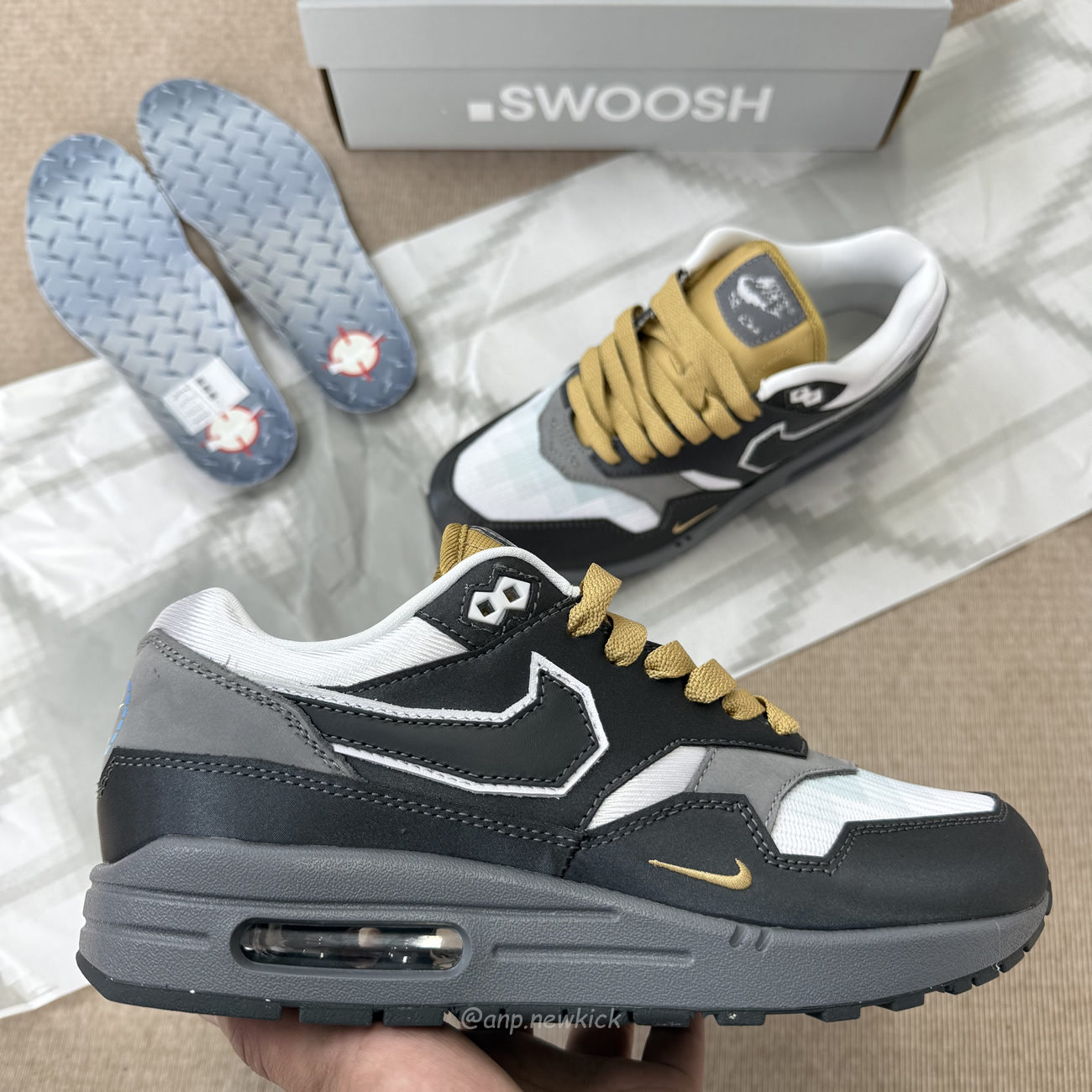 Nike Air Max 1 Swoosh Low Poly Big Head Mode Ib9898 001 (7) - www.newkick.org