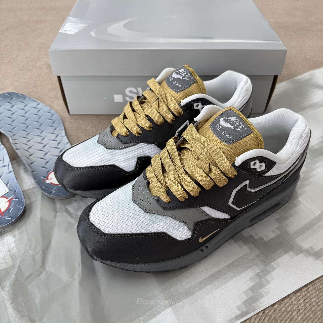 Nike Air Max 1 Swoosh Low Poly Big Head Mode Ib9898 001 (8) - www.newkick.org