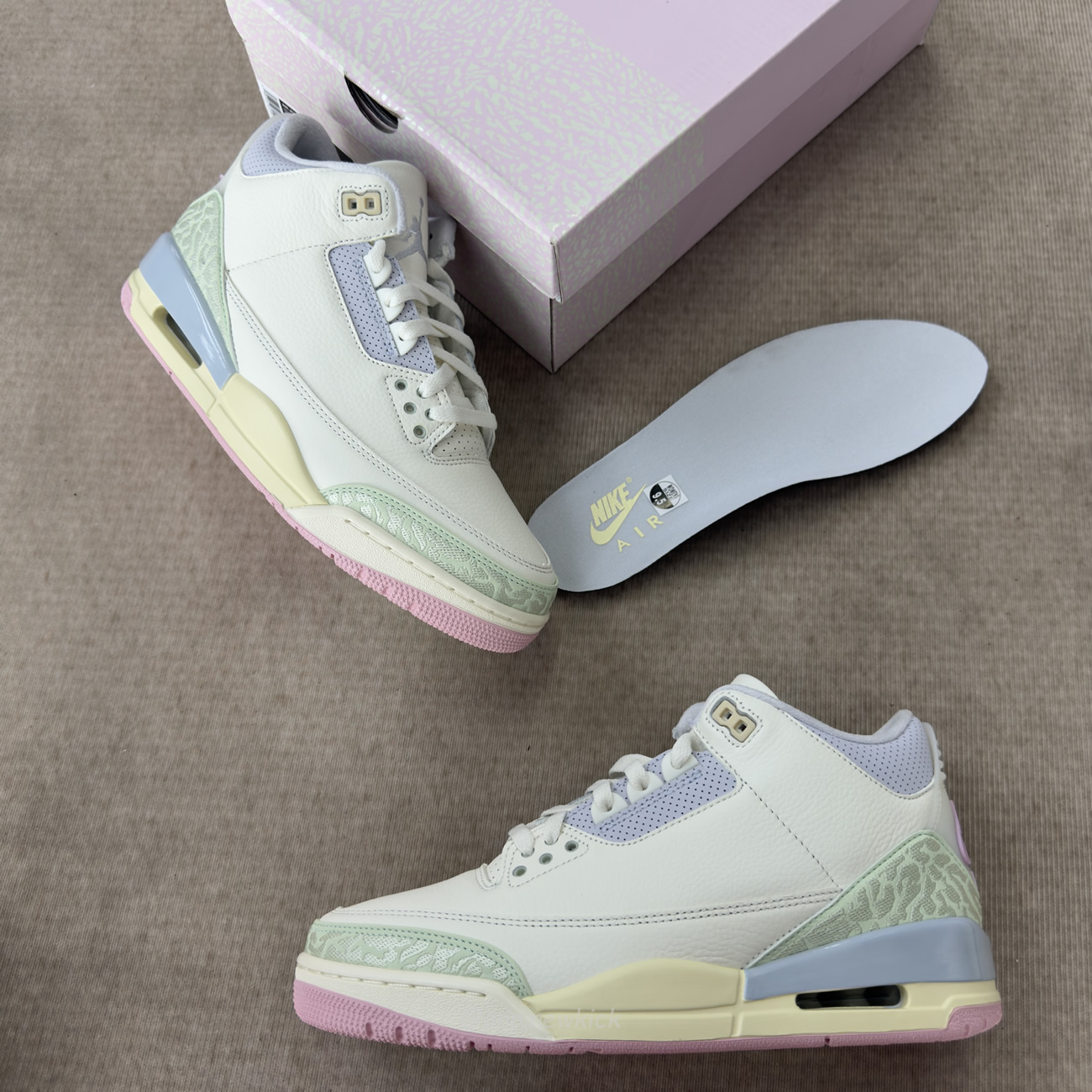 Air Jordan 3 Retro Spring Is In The Air If4396 100 (2) - www.newkick.org Air Jordan 3 Retro Spring Is In The Air If4396 100 (2) - www.newkick.org