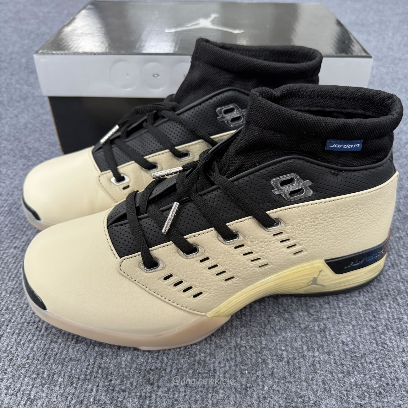 Air Jordan 17 Retro Low Sp Infinite Archives Ih0177 200 (7) - www.newkick.org