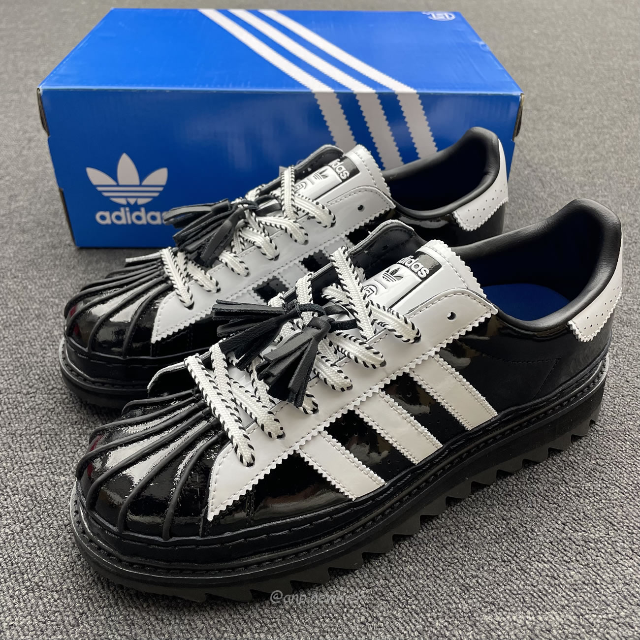 Adidas Superstar Clot By Edison Chen White Black Crystal Sand Ih3132 Ih3131 (7) - www.newkick.org