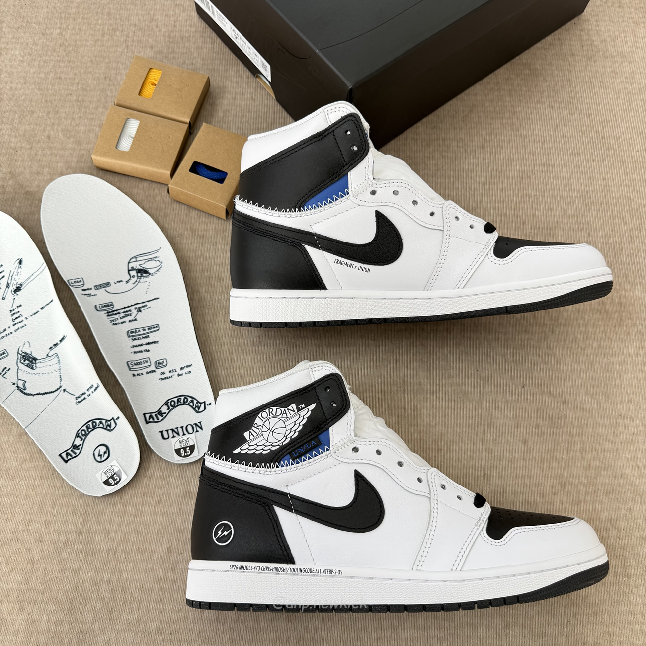 Air Jordan 1 Retro High Og Sp Fragment X Union La White Black Ii7282 100 (8) - www.newkick.org Air Jordan 1 Retro High Og Sp Fragment X Union La White Black Ii7282 100 (8) - www.newkick.org