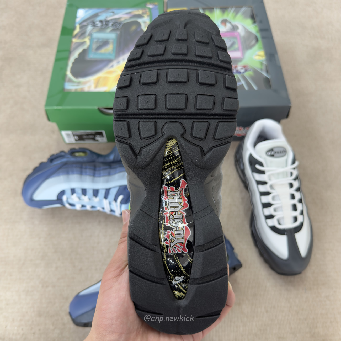 Nike Air Max Muscle 95 Yu Gi Oh Joey Jonouchi Without Promo Card Ii7404 400 (3) - www.newkick.org Nike Air Max Muscle 95 Yu Gi Oh Joey Jonouchi Without Promo Card Ii7404 400 (3) - www.newkick.org