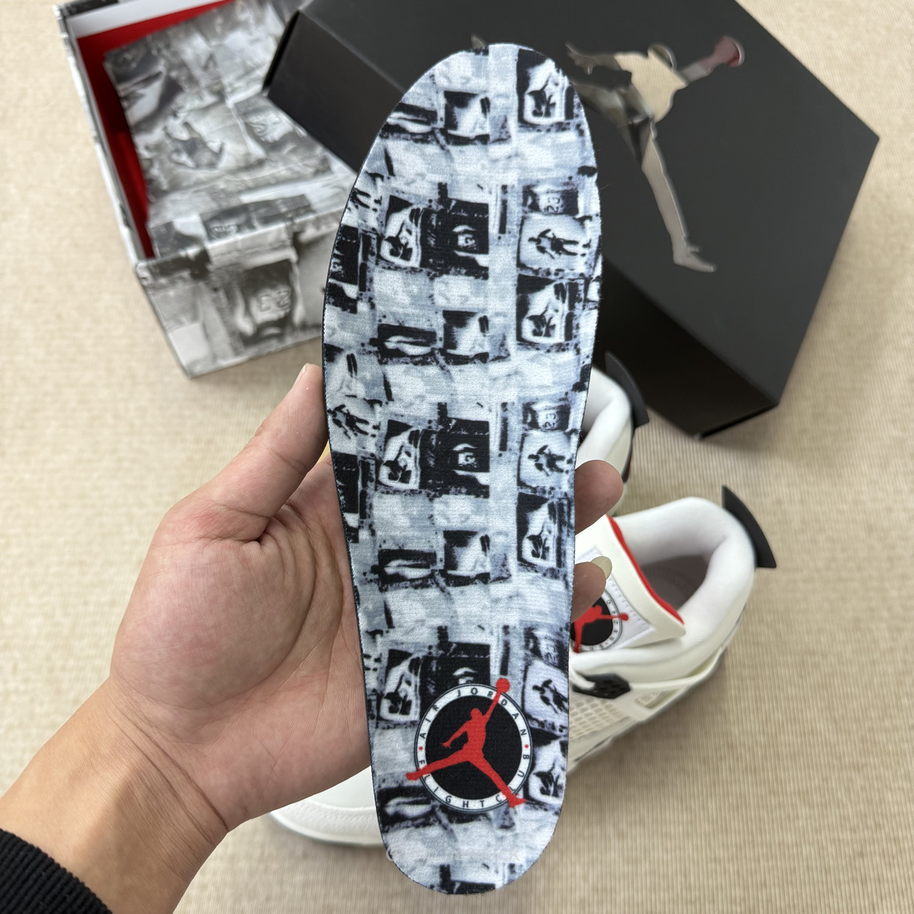 Air Jordan 4 Retro Og Flight Club 2026 Im4002 100 (2) - www.newkick.org