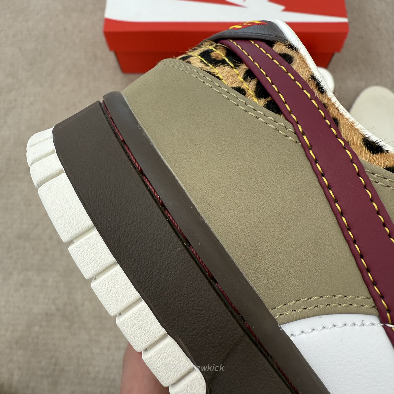 Nike Dunk Low Retro Khaki Team Red Pearl White Womens Im6687 262 (2) - www.newkick.org