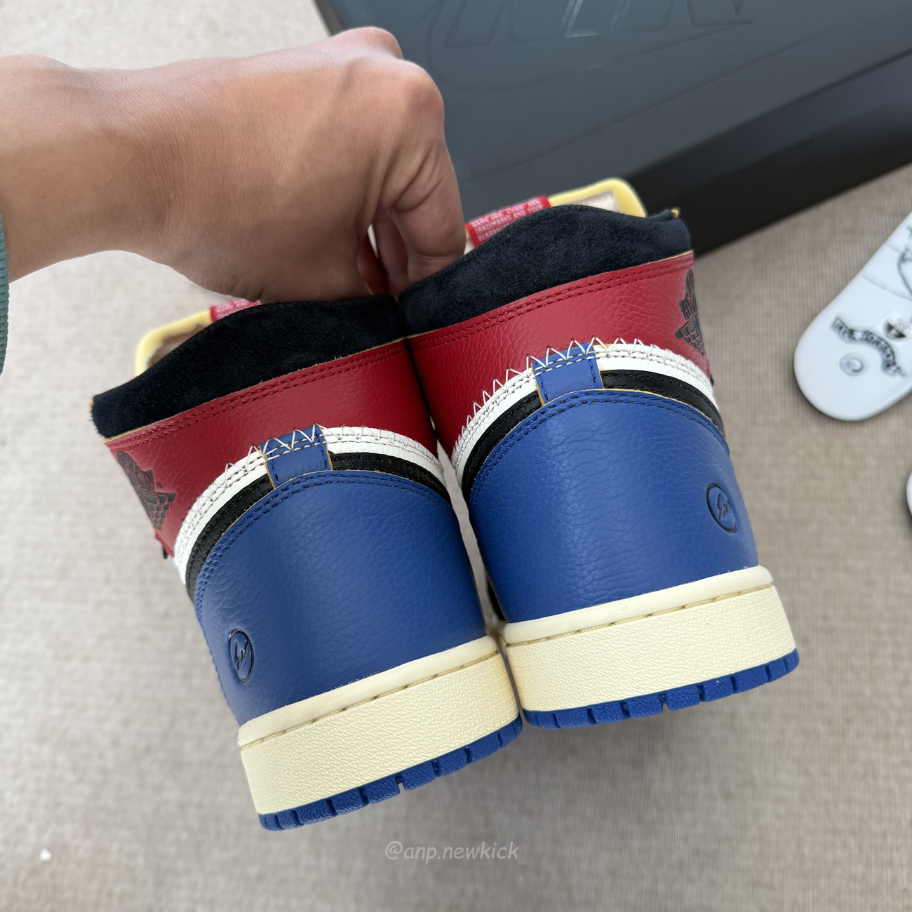 Air Jordan 1 Retro High Og Sp Fragment X Union La Varsity Red Sport Royal Io7847 002 (5) - www.newkick.org