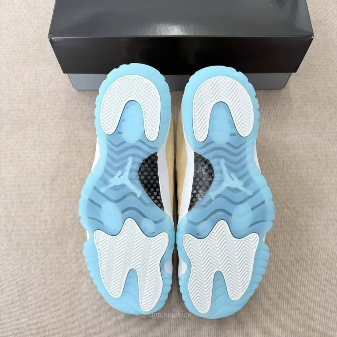 Air Jordan 11 Retro H Town Io8960 707 (6) - www.newkick.org
