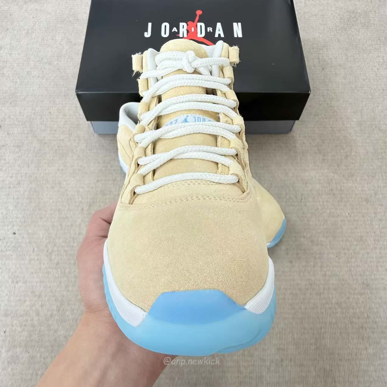 Air Jordan 11 Retro H Town Io8960 707 (3) - www.newkick.org