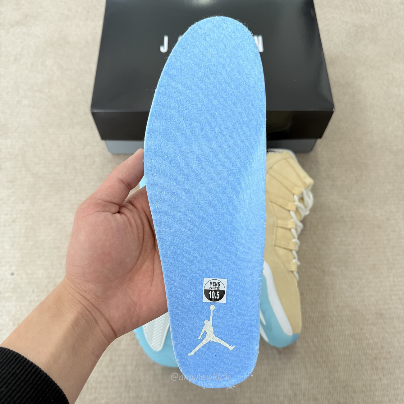 Air Jordan 11 Retro H Town Io8960 707 (4) - www.newkick.org