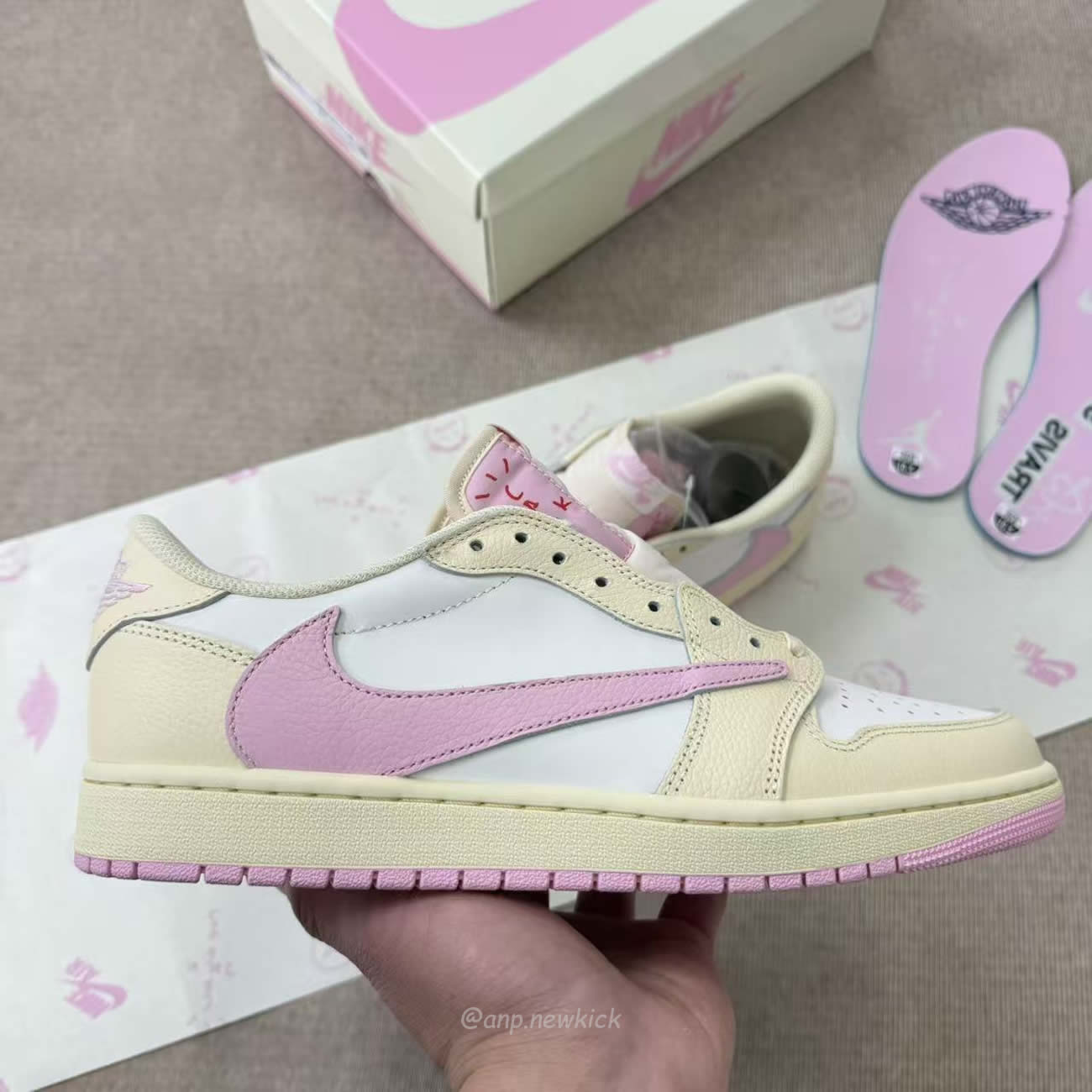 Air Jordan 1 Retro Low Og Sp Travis Scott Shy Pink Iq7604 100 (6) - www.newkick.org
