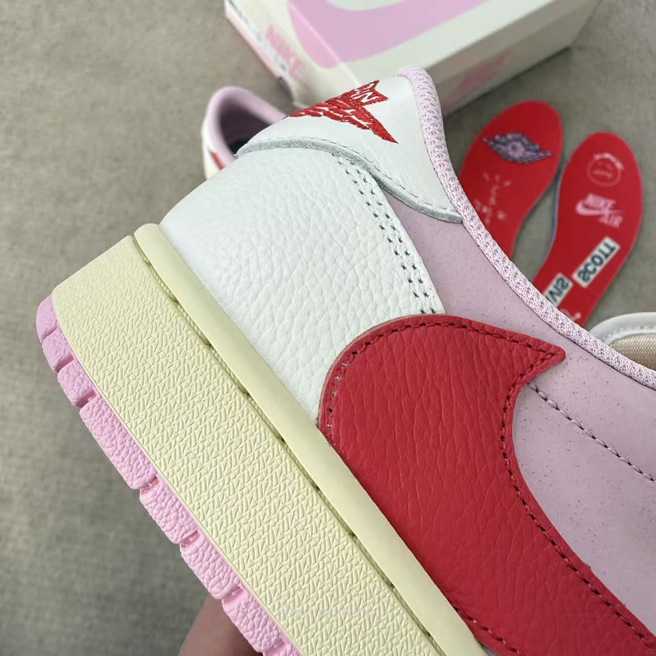 Air Jordan 1 Retro Low Og Sp Travis Scott Shy Pink Iq7604 101 (4) - www.newkick.org