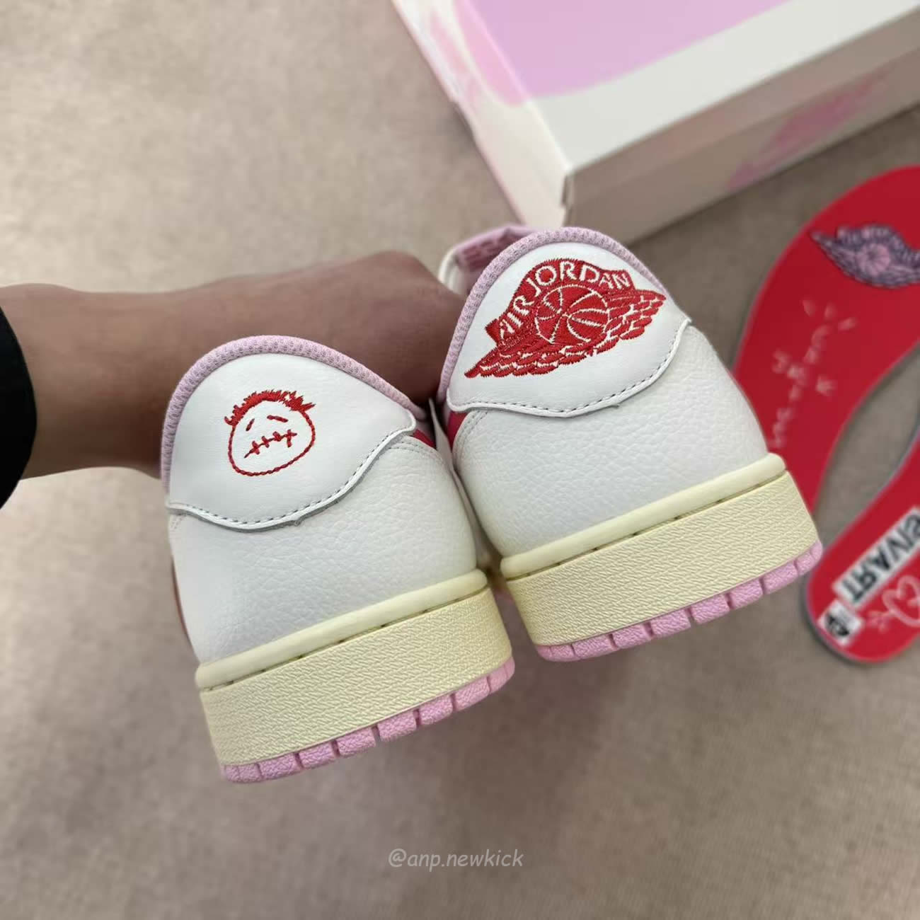 Air Jordan 1 Retro Low Og Sp Travis Scott Shy Pink Iq7604 101 (9) - www.newkick.org