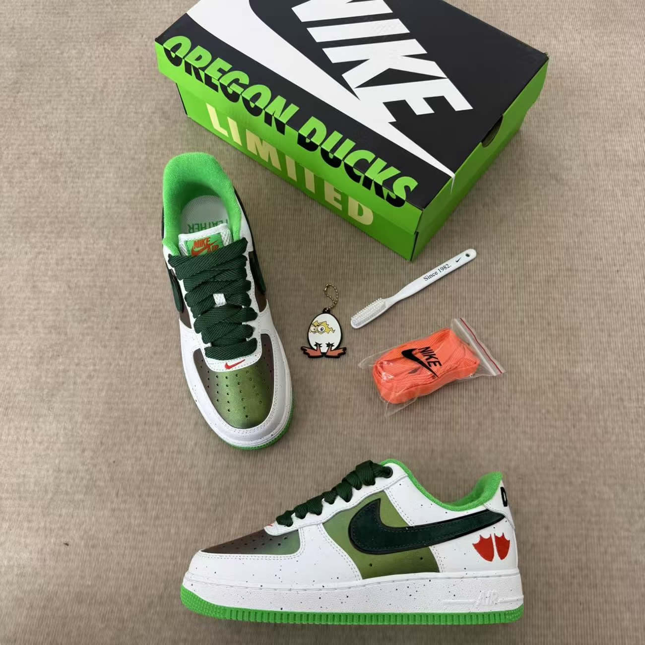 Nike Air Force 1 Low Ducks Of A Feather University Of Oregon Egg Or Duck Iu7613 100 (12) - www.newkick.org