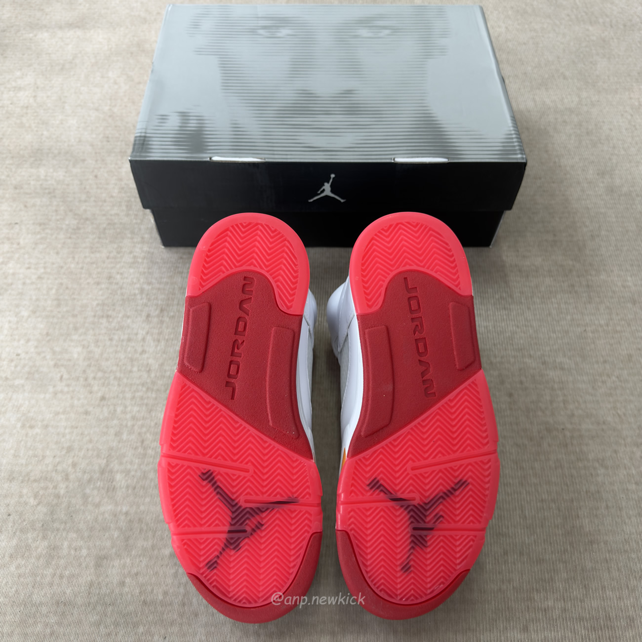 Air Jordan 5 Retro White Sunset Iv5678 102 (3) - www.newkick.org